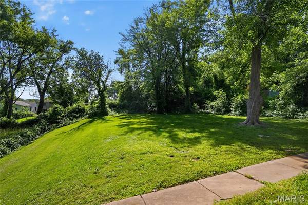 6148 Dupree AVE, St Louis, MO 63135
