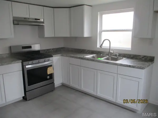212 Clara ST, Belleville, IL 62226