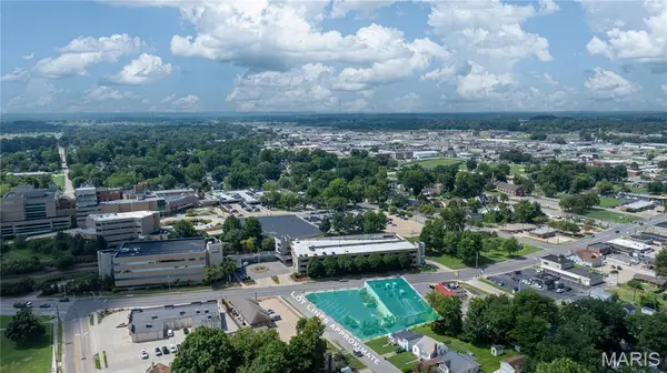 1736 Broadway ST, Cape Girardeau, MO 63701