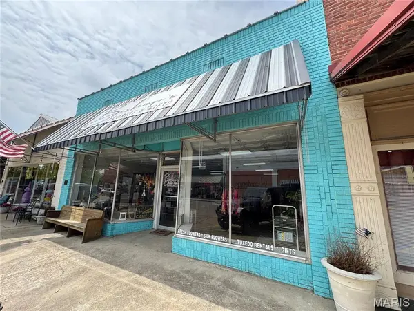 103 S Ash ST, Campbell, MO 63933