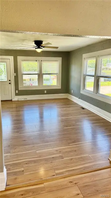 302 Morgan ST, Waynesville, MO 65583
