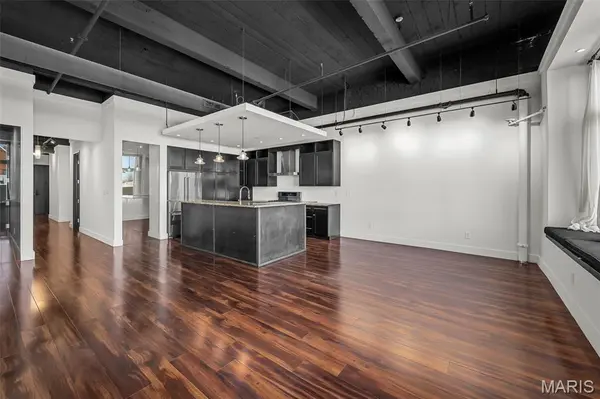 3010 Locust ST #208, St Louis, MO 63103