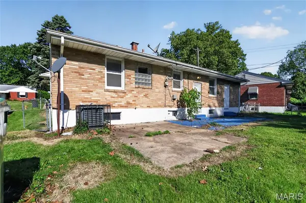 9248 Filibert DR, St Louis, MO 63137