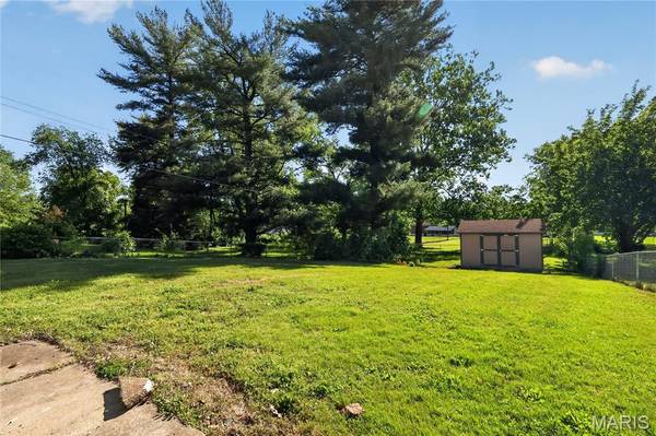 9248 Filibert DR, St Louis, MO 63137