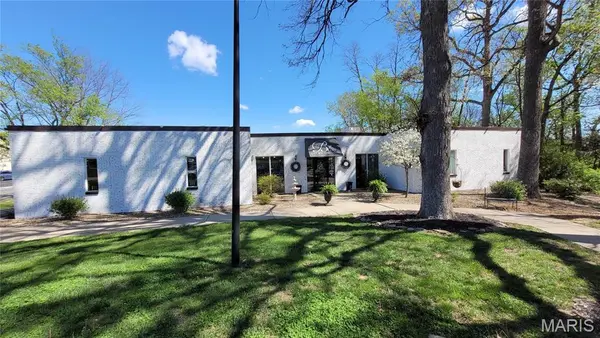 3960 Mexico RD, St Peters, MO 63376