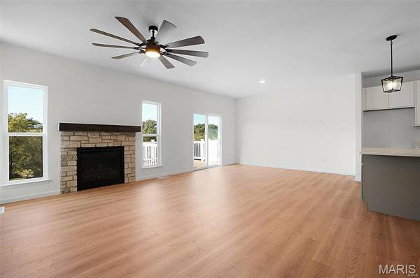 165 Pellin's #165 STB, Washington, MO 63090