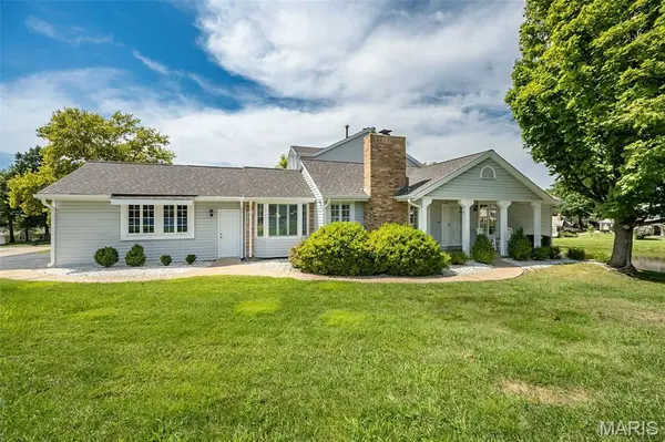 2362 Claymoor DR, Chesterfield, MO 63017