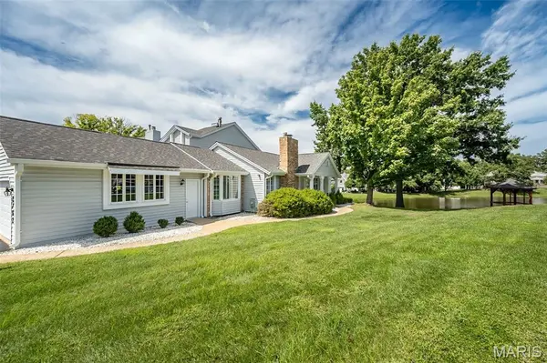 2362 Claymoor DR, Chesterfield, MO 63017