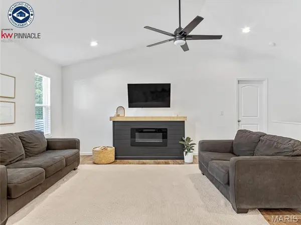 1159 Lear LN, Mascoutah, IL 62258