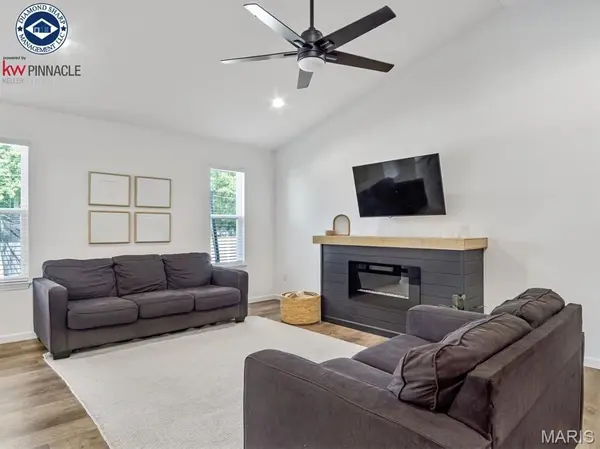 1159 Lear LN, Mascoutah, IL 62258