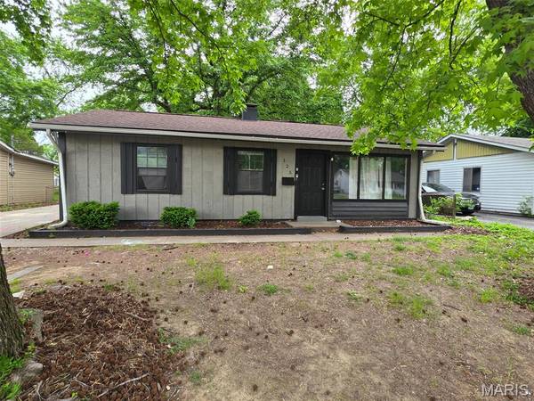 125 Saint Robert DR, Cahokia, IL 62206