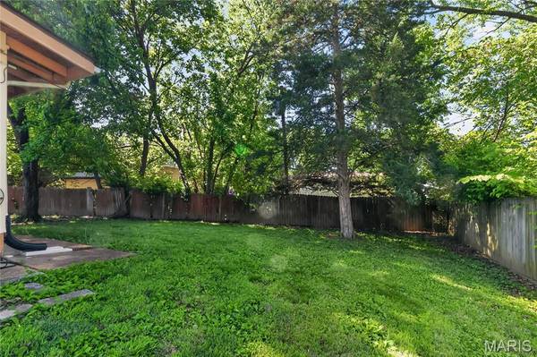 1190 Cheyenne DR, St Louis, MO 63033