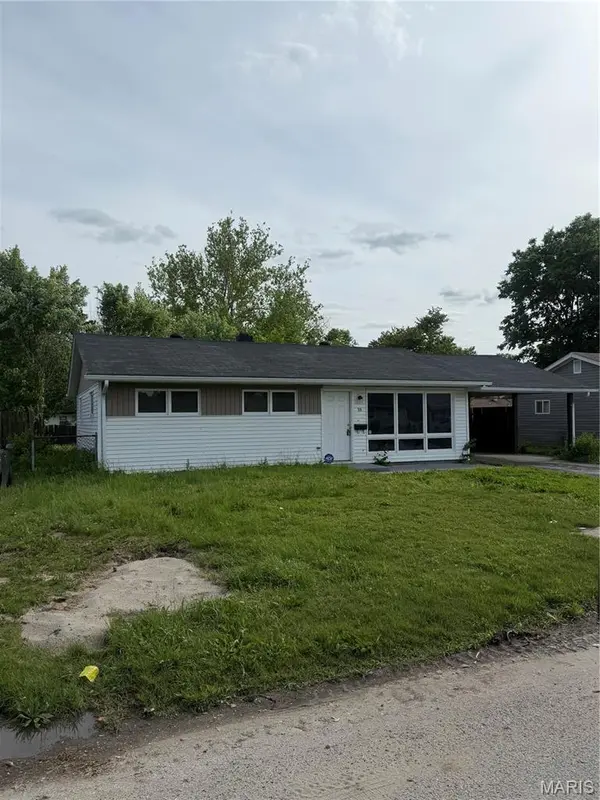 18 Melvin DR, Cahokia, IL 62206