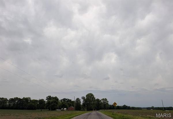 6906 Holcomb School RD, Freeburg, IL 62243