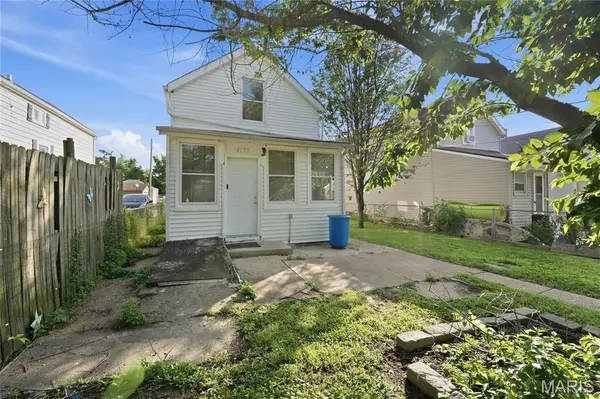 4172 Concordia AVE, St Louis, MO 63116
