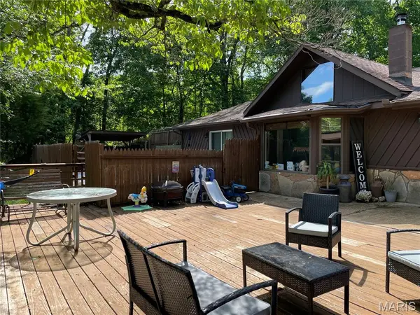 206 Town And Country DR, Piedmont, MO 63957