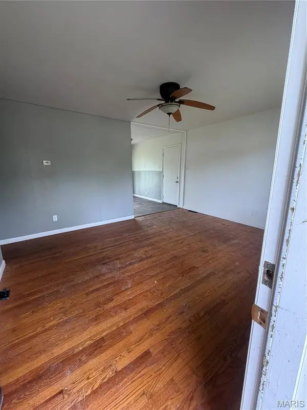 60 W Adams DR, Cahokia, IL 62206