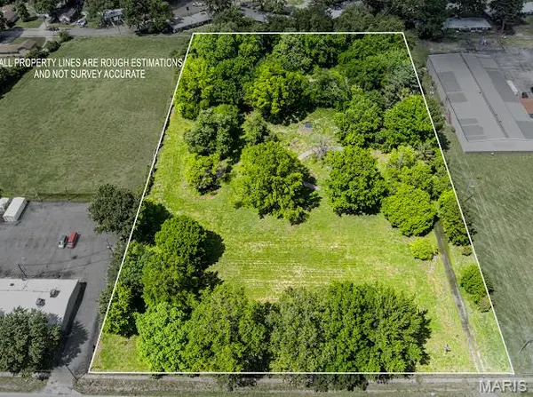 3111 E 23rd ST, Granite City, IL 62040