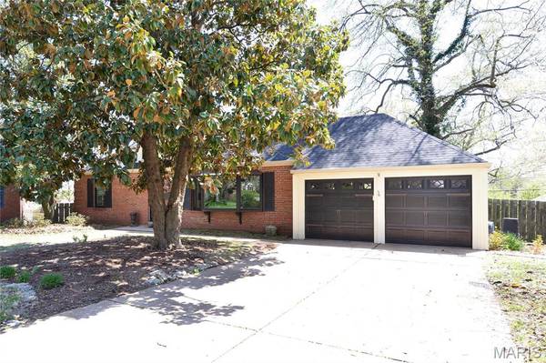 4 Girard, St Louis, MO 63119