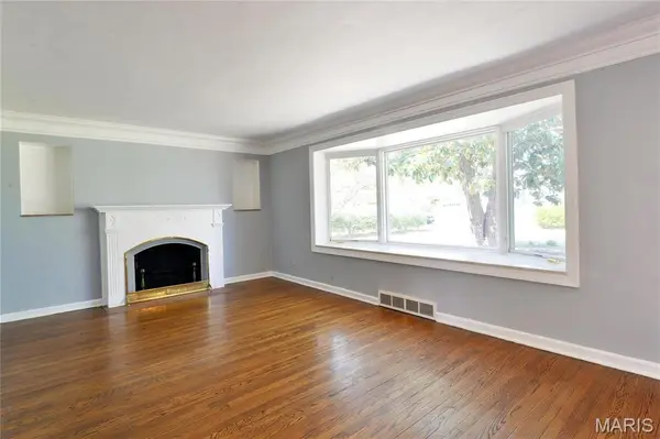 4 Girard, St Louis, MO 63119