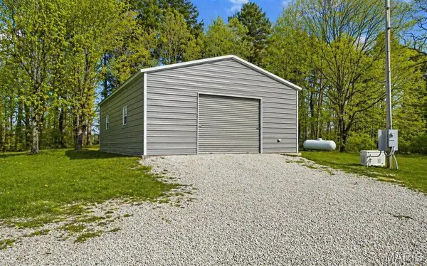 5315 M- M HWY, Mountain Grove, MO 65711