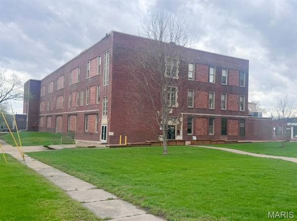 1405 Pearl Street, Hannibal, MO 63401