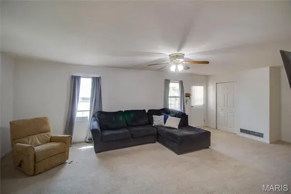 109 W Mulberry ST, Jerseyville, IL 62052