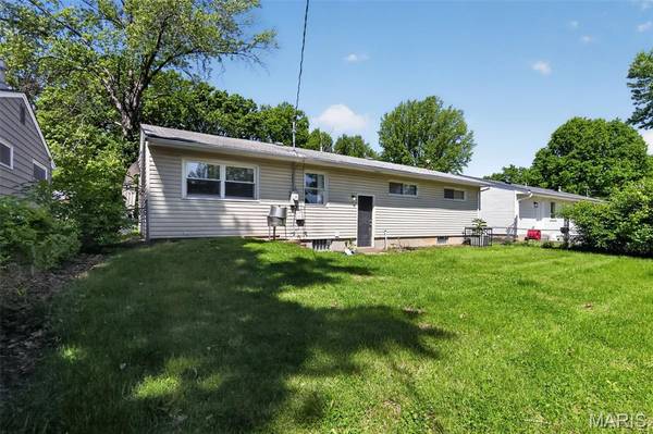 10120 Jett DR, St Louis, MO 63136