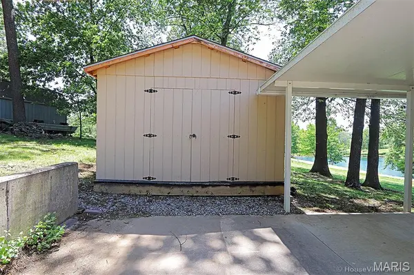 2145 Ridge RD, Jackson, MO 63755