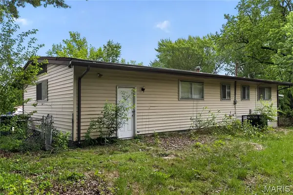 10251 Dacey CT, St Louis, MO 63136