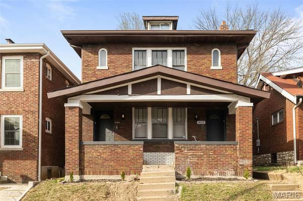 3625 Winnebago ST, St Louis, MO 63116