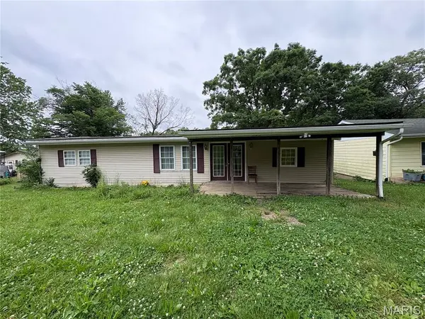 4305 Park DR, De Soto, MO 63020