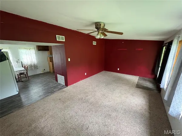 4305 Park DR, De Soto, MO 63020