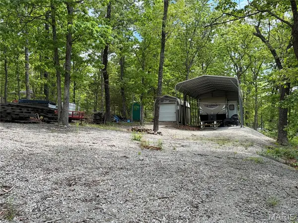9680 James DR, French Village, MO 63036