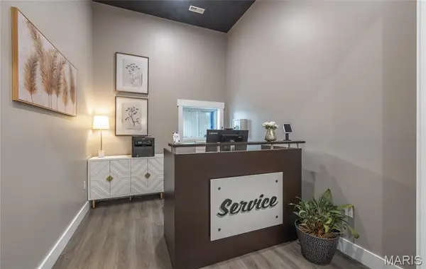 1008 E Main ST, Linn, MO 65051