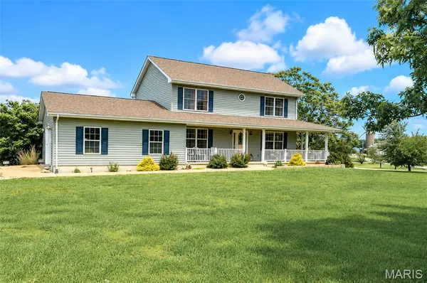 301 Ridgewood CT, Farmington, MO 63640
