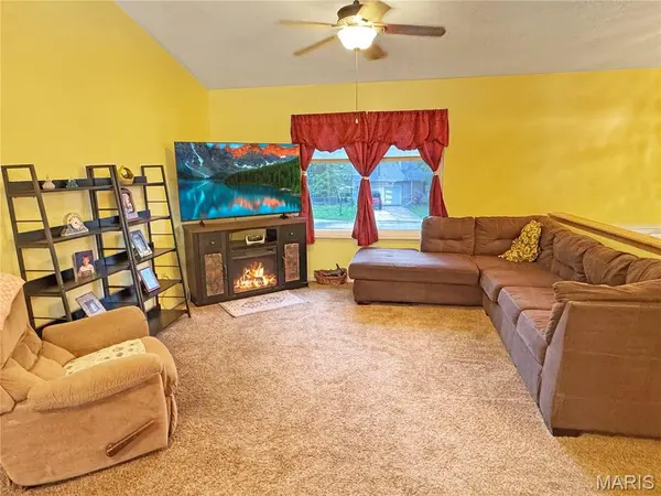 7722 Lakefield CT, Union, MO 63084