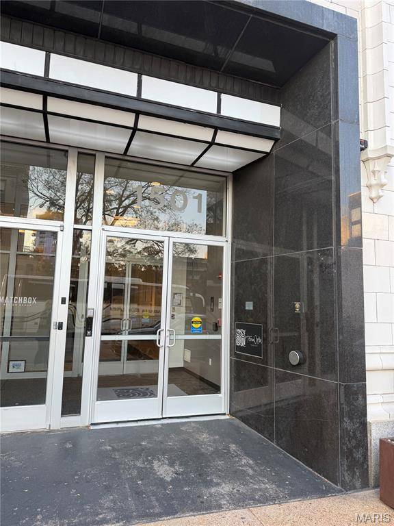 1501 Locust #503, St Louis, MO 63103