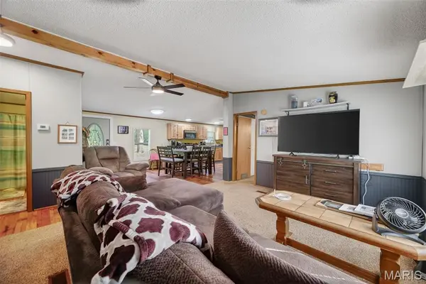 27 Whippoorwill LN, Lebanon, MO 65536
