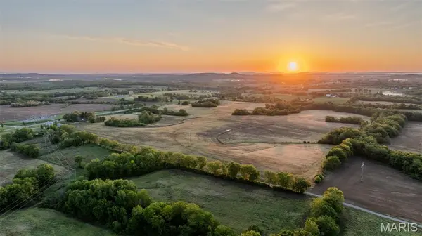 000 Walnut Hill Lane / Hwy B, Elsberry, MO 63343