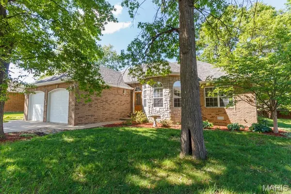 404 MAGNOLIA CT, Lebanon, MO 65536