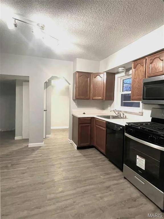 907 Pyramid DR, Valley Park, MO 63088