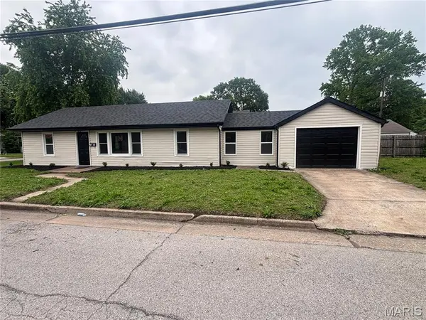 2600 E 25th ST, Granite City, IL 62040