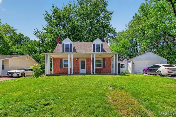 9817 Balboa DR, St Louis, MO 63136