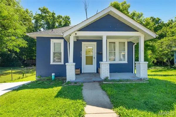 2013 State ST, Alton, IL 62002