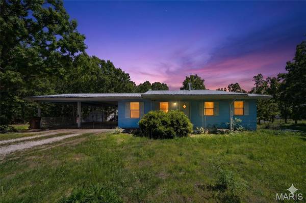 1412 Highway 49, Davisville, MO 65456