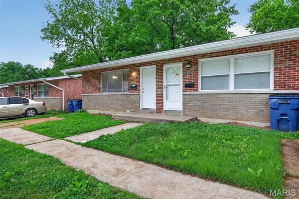3129 & 3133 Sherman DR, St Ann, MO 63074