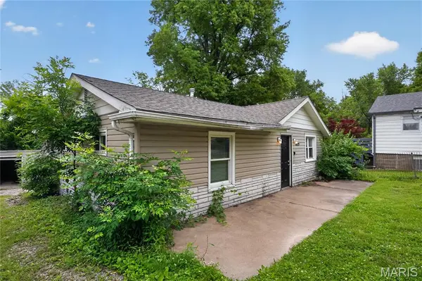 10040 Bon Oak DR, St Louis, MO 63136