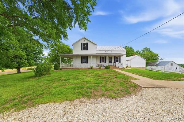 9094 Highway 100, New Haven, MO 63068