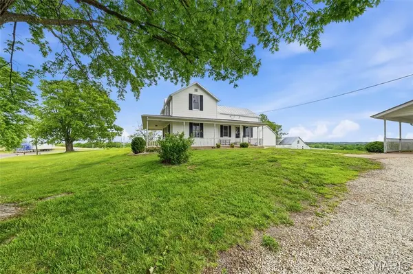 9094 Highway 100, New Haven, MO 63068